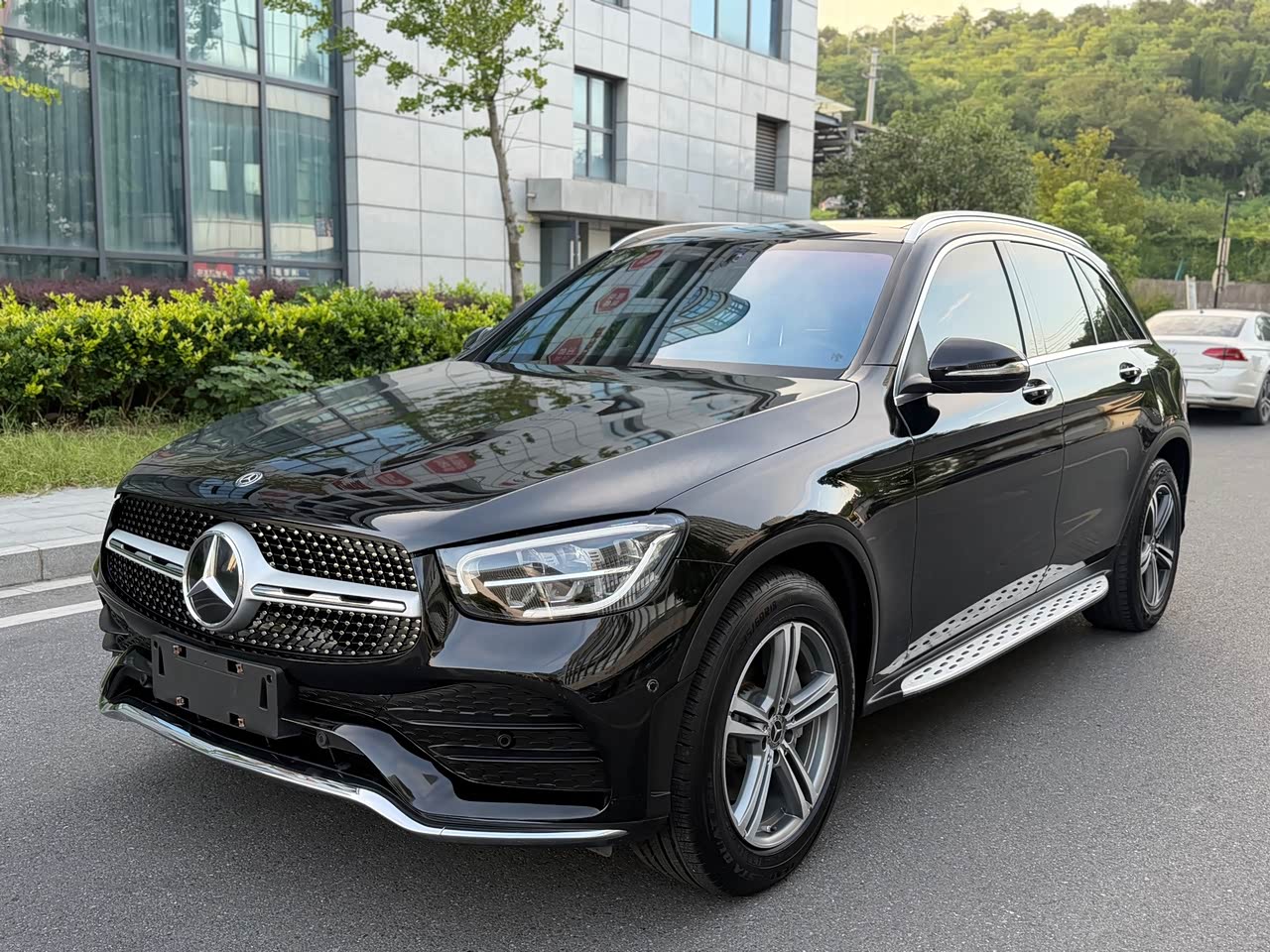 Mercedes-BenzGLC 2020 GLC 260 L 4MATIC Luxury