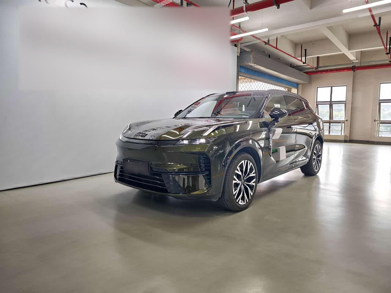 08 EM-P 2026 210 AWD Performance Ultra H7