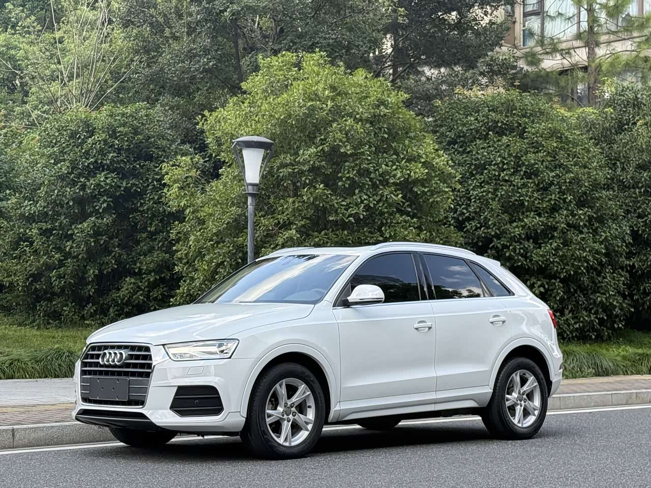 AudiQ3 2017 35 TFSI Fashion