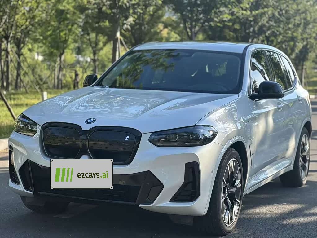 BMWiX3 2022