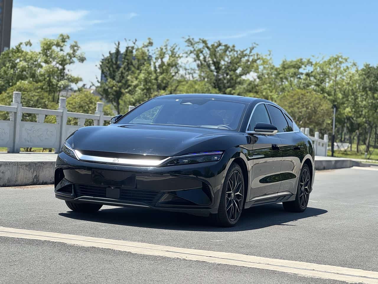 Han 2022 EV Founder 610KM AWD Exclusive