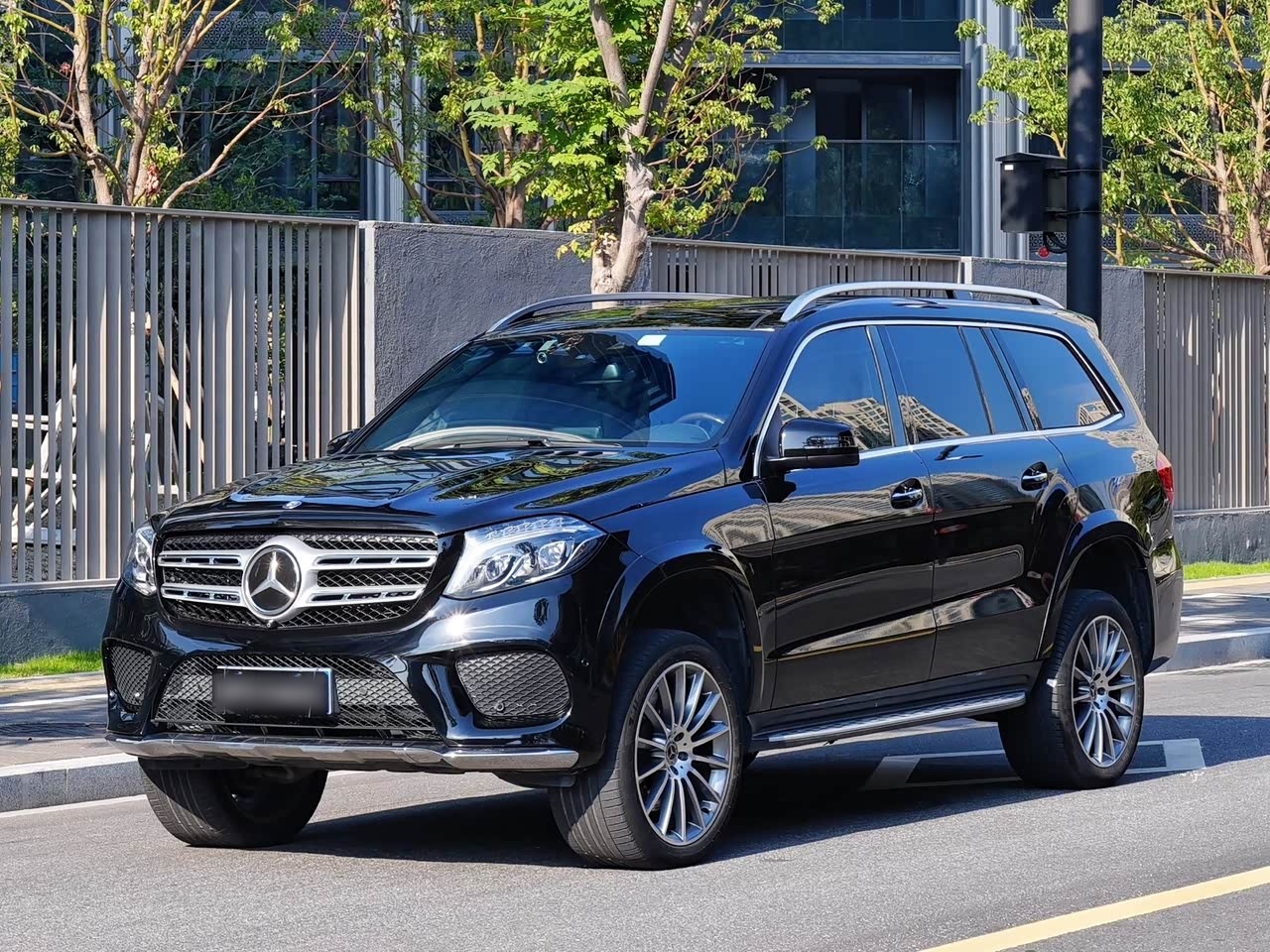Mercedes-BenzGLS 2017 GLS 500 4MATIC