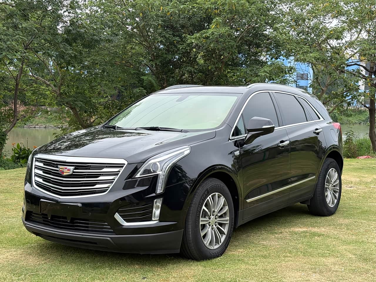 XT5 2018 25T Luxury