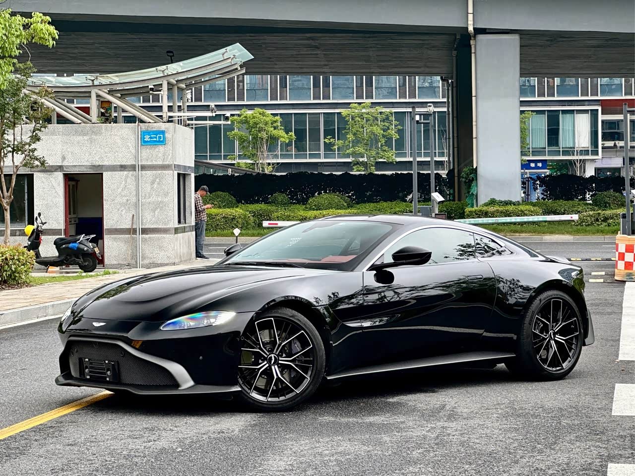 V8 Vantage 2022 4.0T V8 Coupe