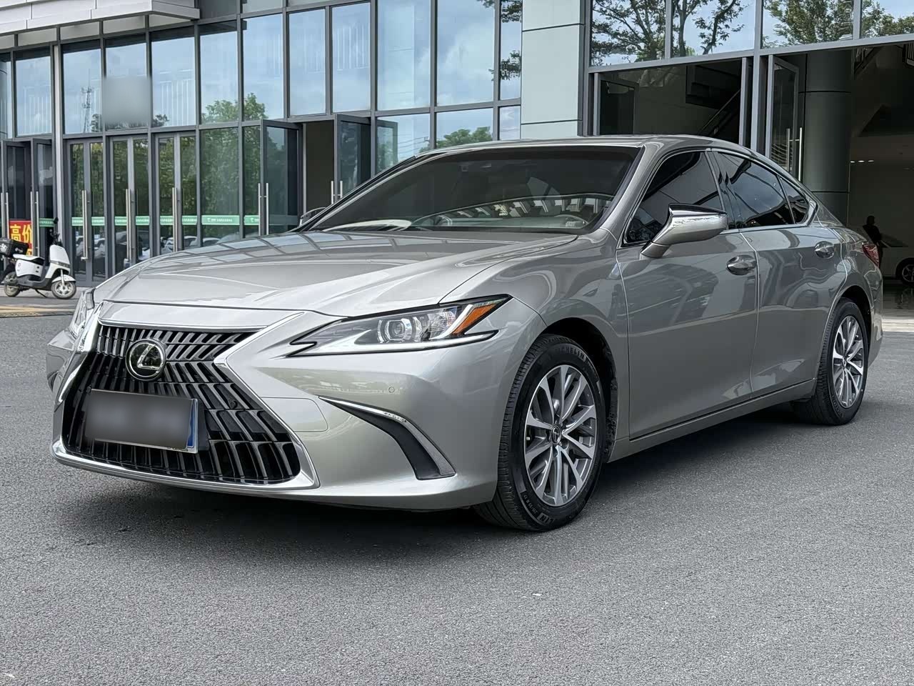 LexusES 2022 200 Excellence