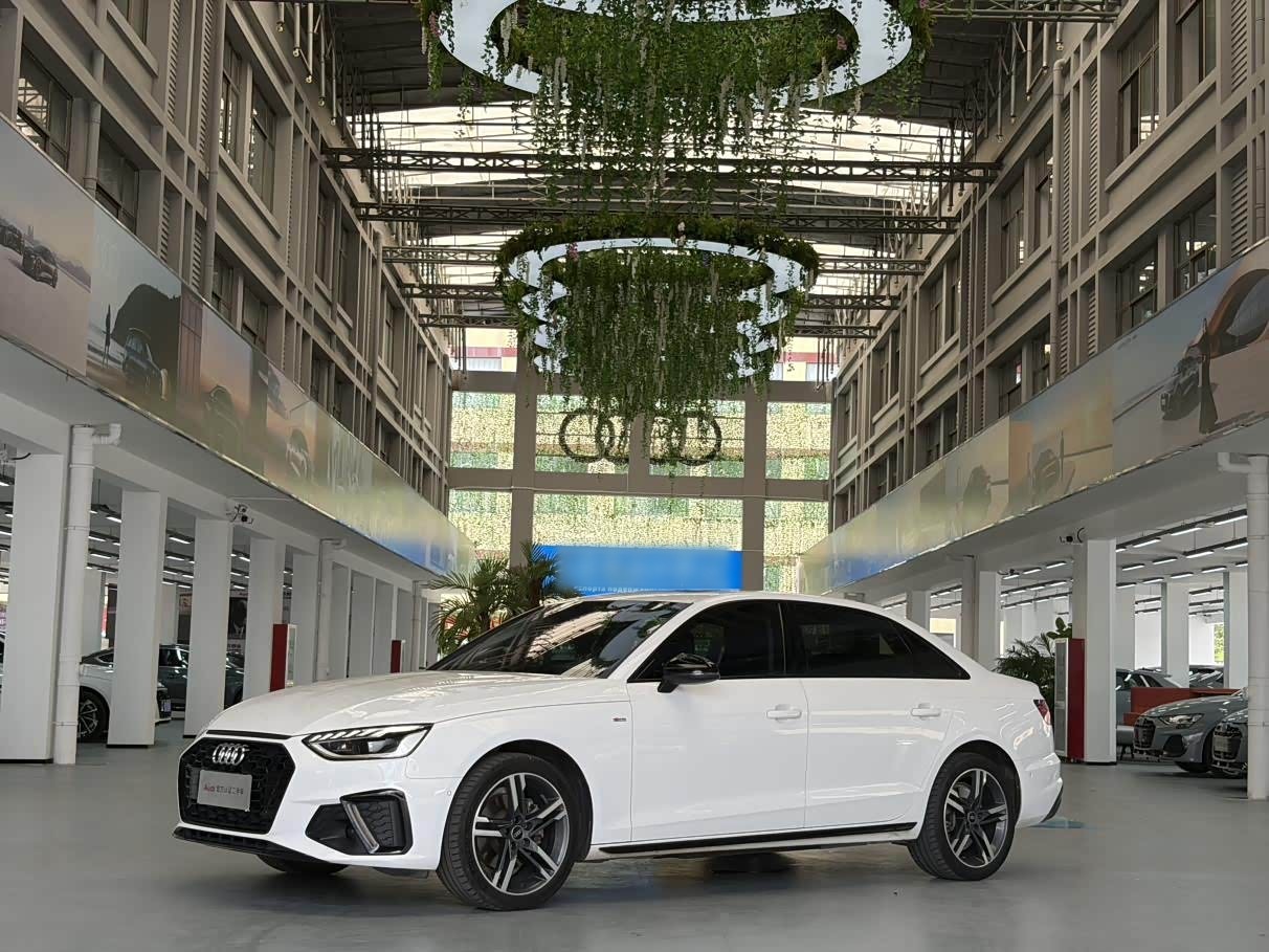 AudiA4L 2022 40 TFSI Luxury Dynamic