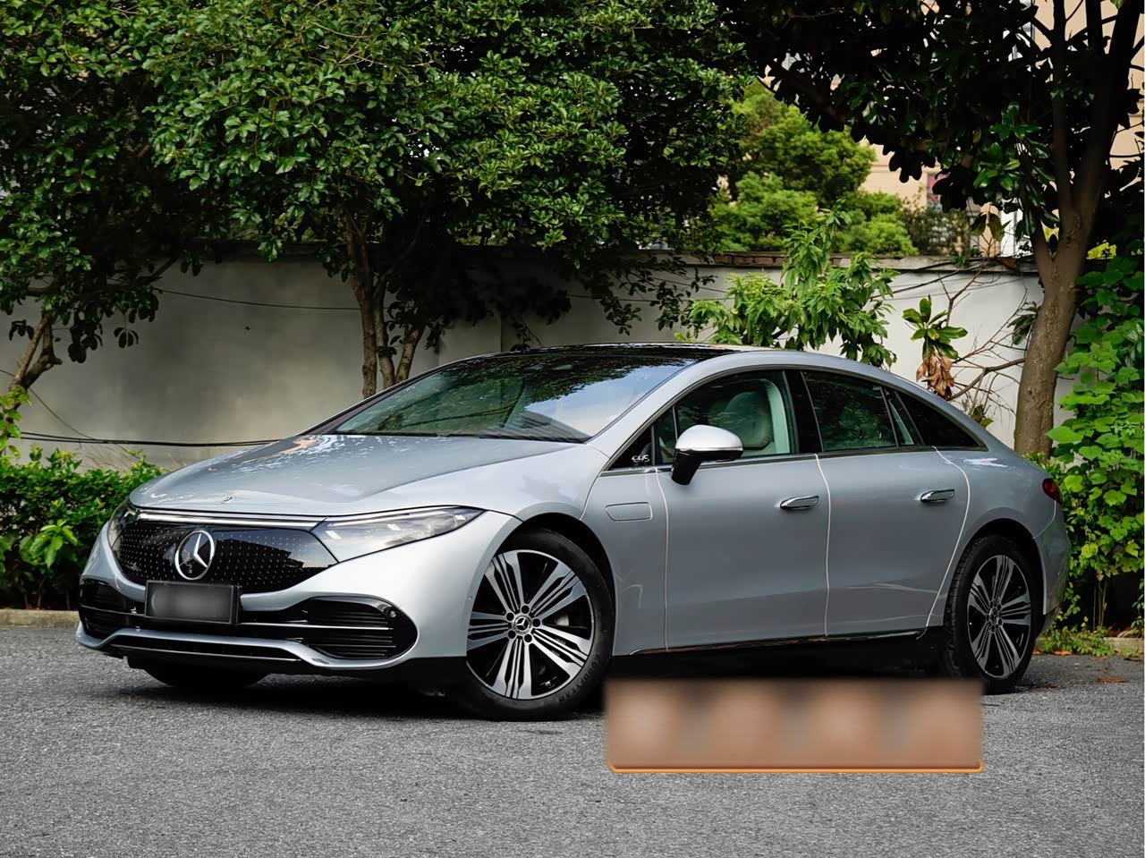 Mercedes-BenzEQS 2022 450+