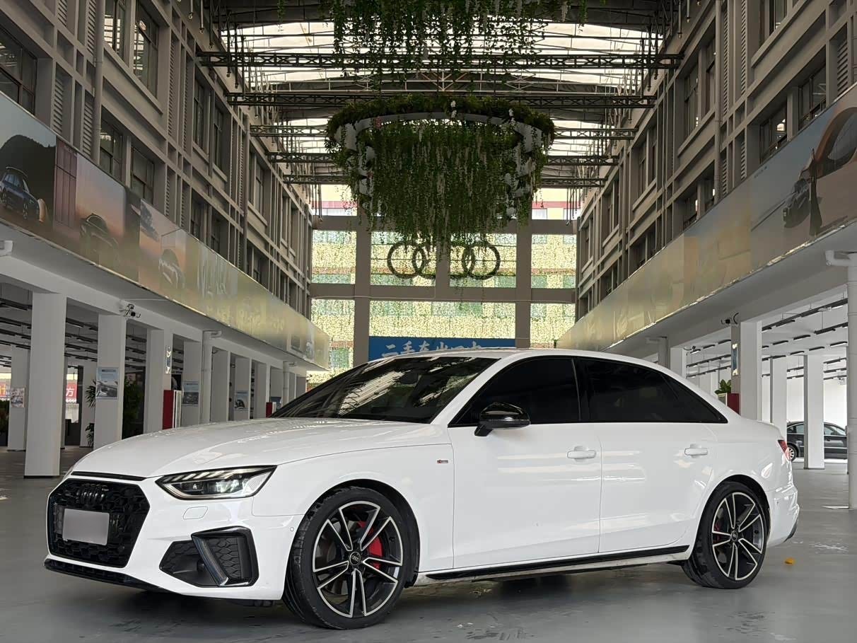 AudiA4L 2023 45 TFSI quattro Dynamic