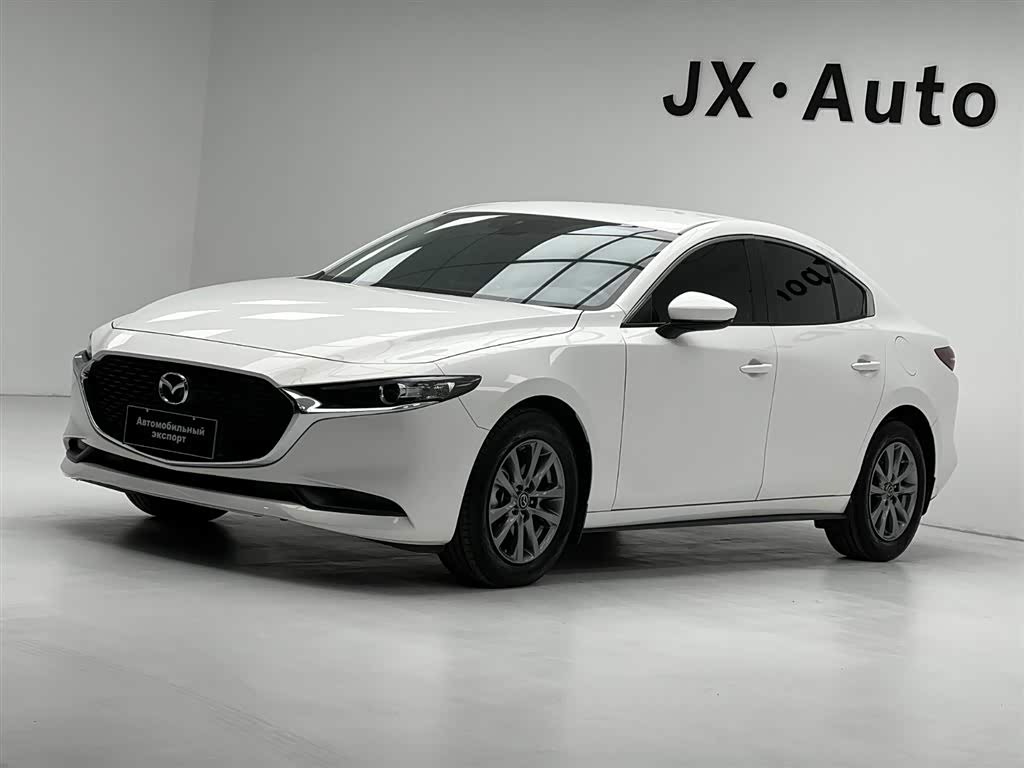 3 Axela 2017 Hatchback 2.0L AT Luxury China V