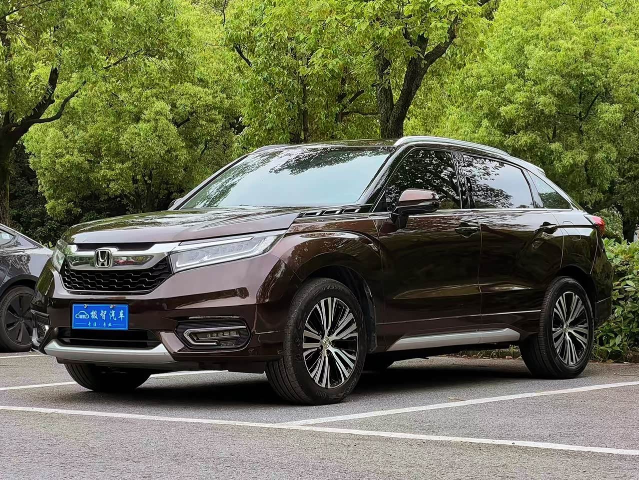 Avancier 2017 370TURBO AWD Exclusive