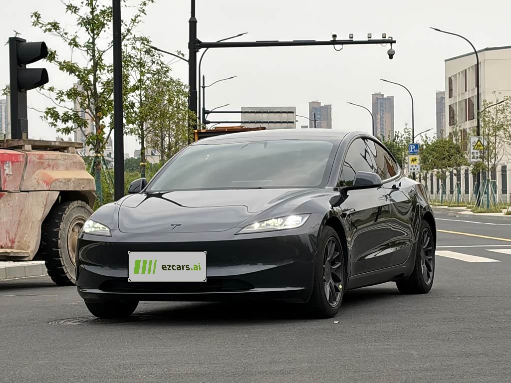 Model 3 2025 RWD