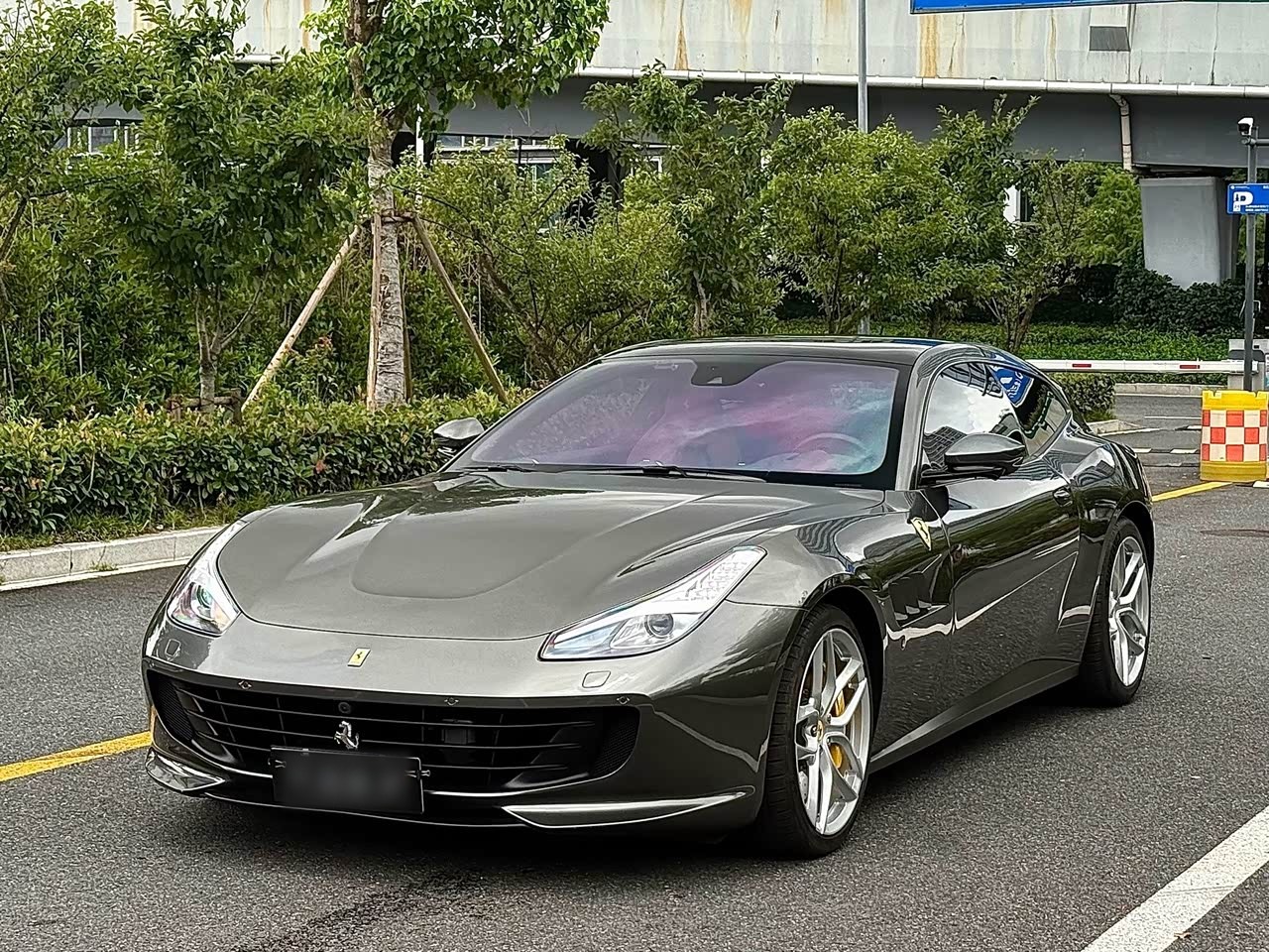 GTC4Lusso 2017 3.9T V8