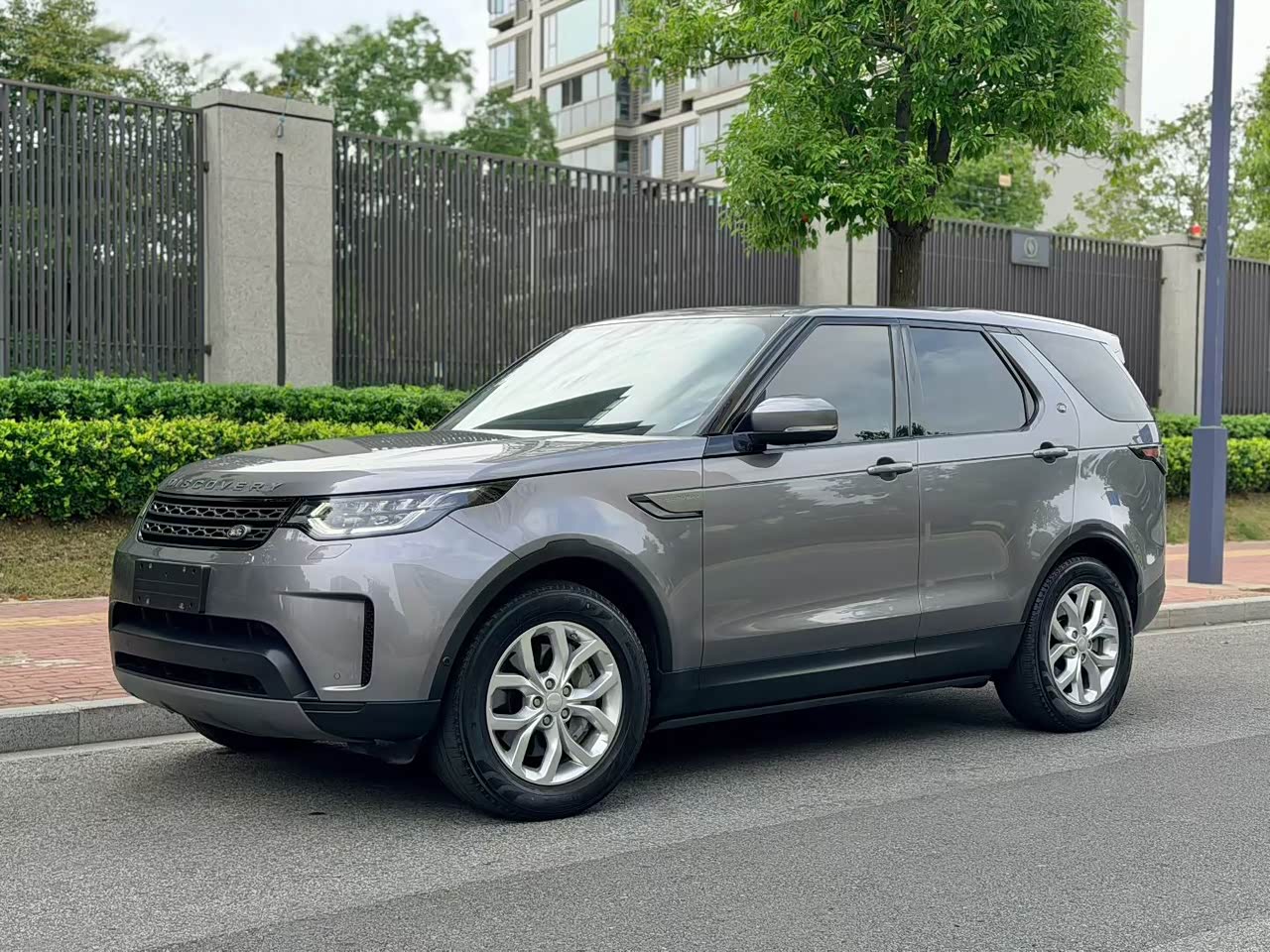 Discovery 2020 3.0 SC V6 SE