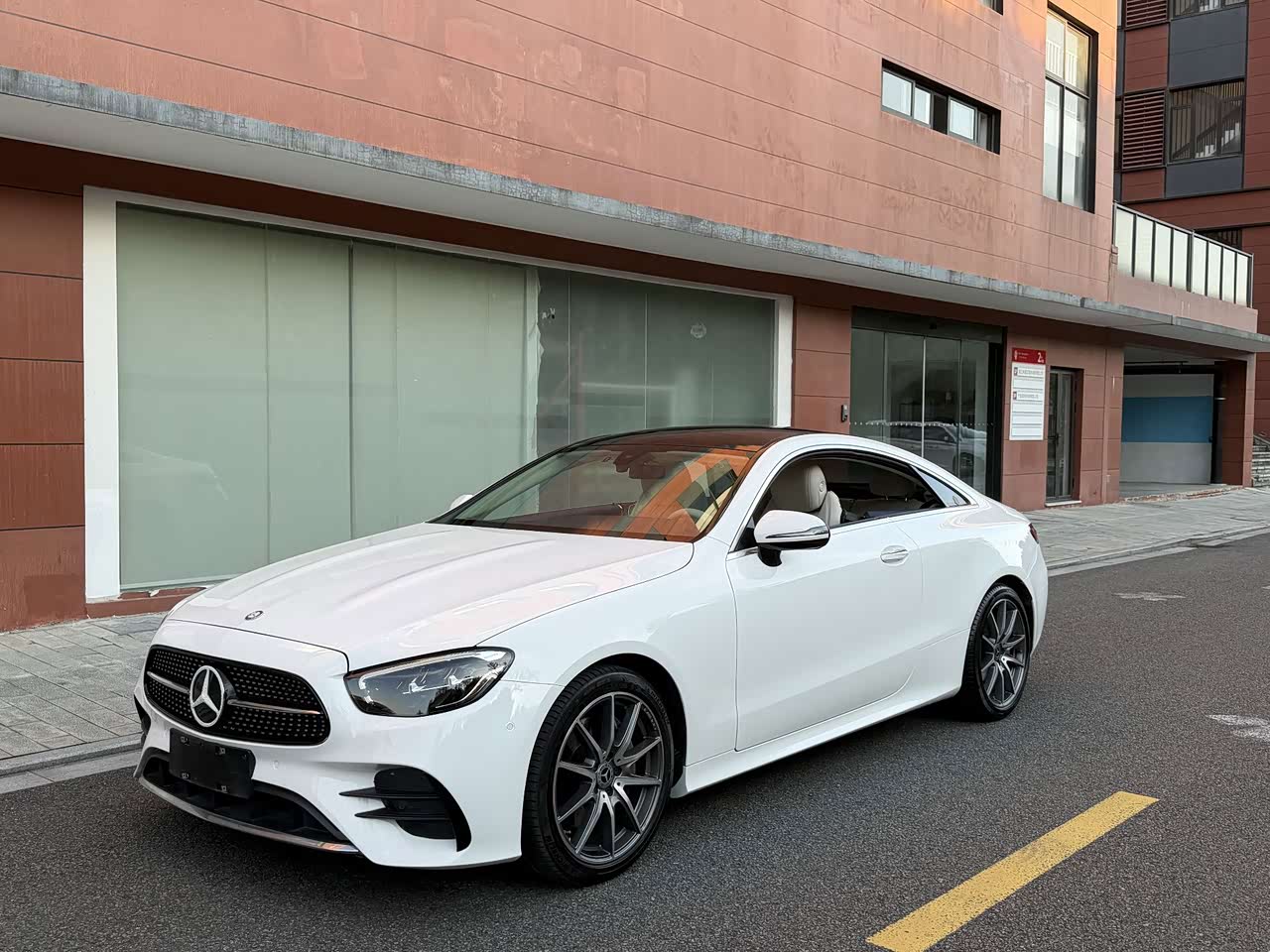 Mercedes-BenzE-Class Imported 2023 E 260 Coupe