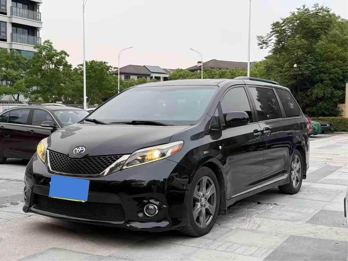 SIENNA 2015 3.5L