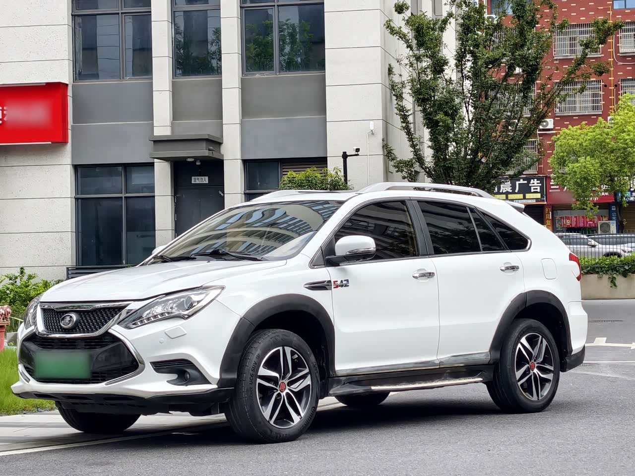 Tang EV 2015 2.0T AWD Flagship
