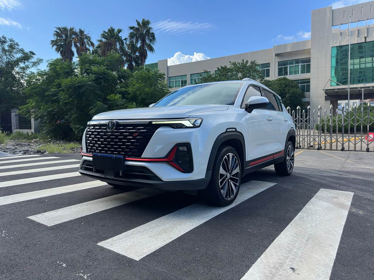CS35PLUS 2021 Facelift NE 1.4T DCT Luxury