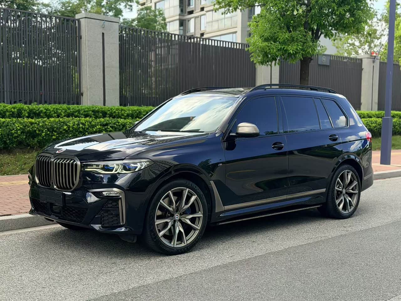 BMWX7 2021 Facelift xDrive M50i
