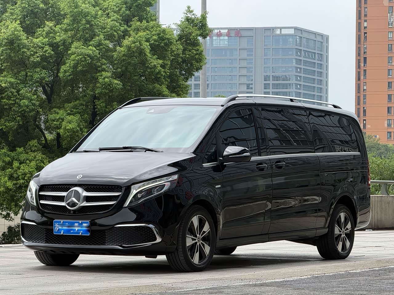 Mercedes-BenzV-Class 2022 V 260 L Long Wheelbase Premium