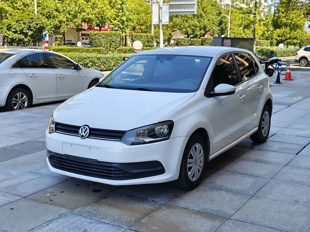 Polo 2016 1.4L AT