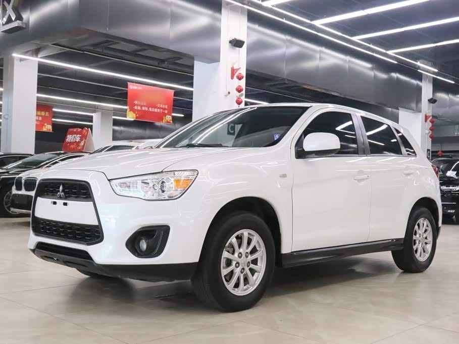 ASX 2015 2.0L CVT RWD Elite