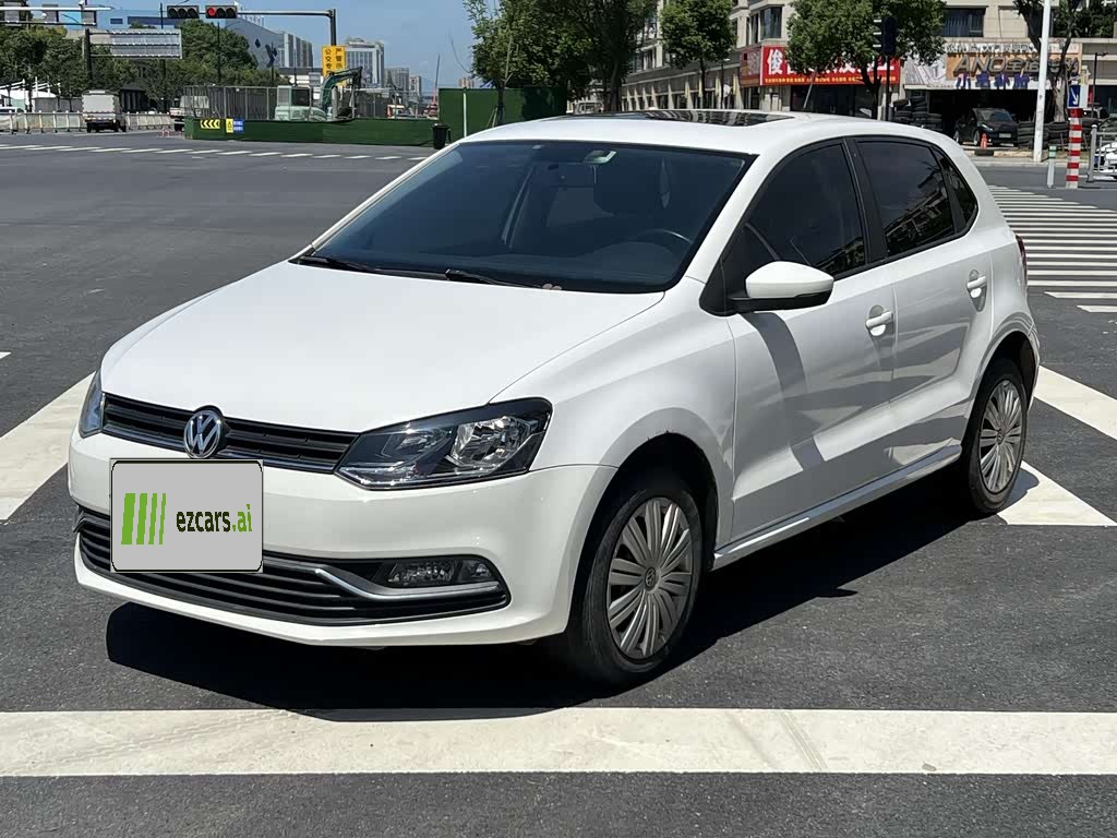 Polo 2016 1.6L AT Comfort