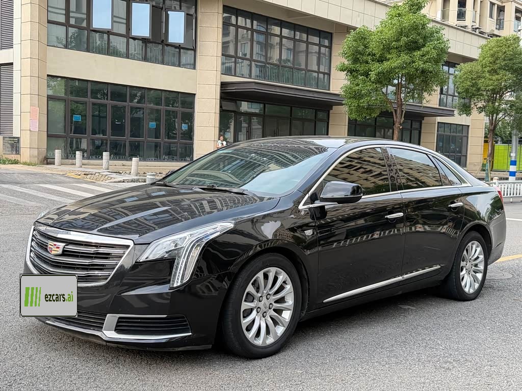 XTS 2018 28T Tech
