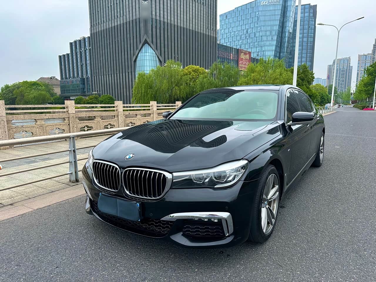 BMW7 Series 2018 730Li Leading M Sport Package