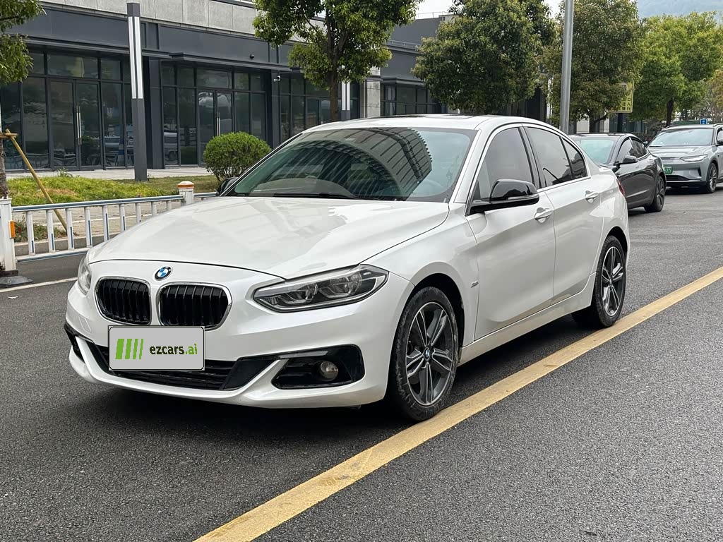 BMW1 Series 2018 118i Sport
