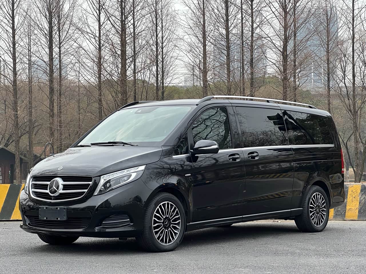 Mercedes-BenzV-Class 2017 V 260 L Premium Extended