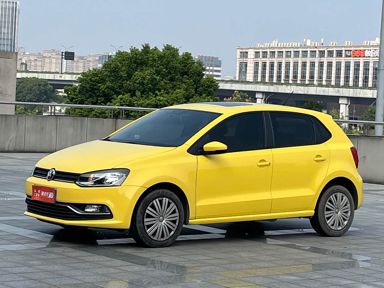 Polo 2016 1.6L AT Comfort