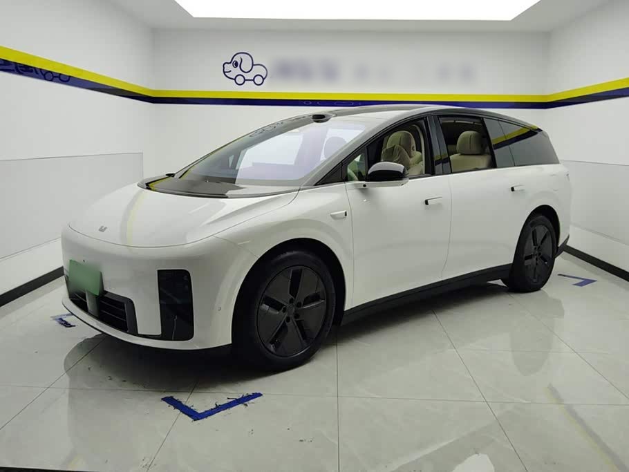 i8 2025 Standard