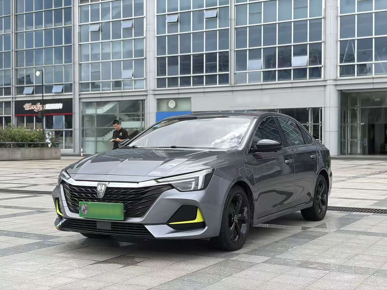i6 MAX EV 2020 1.5T PHEV