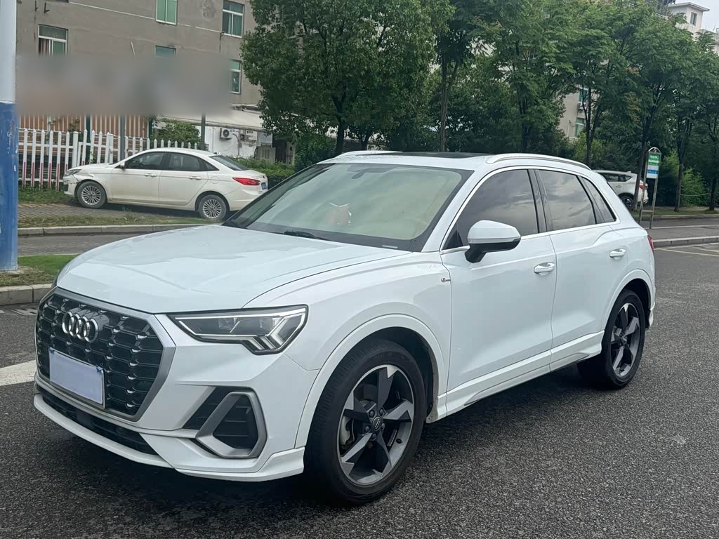 AudiQ3 2020 35 TFSI Fashion Dynamic