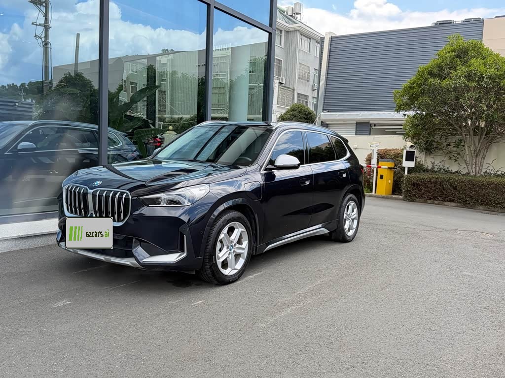 iX1 2026 eDrive25L X Design Package