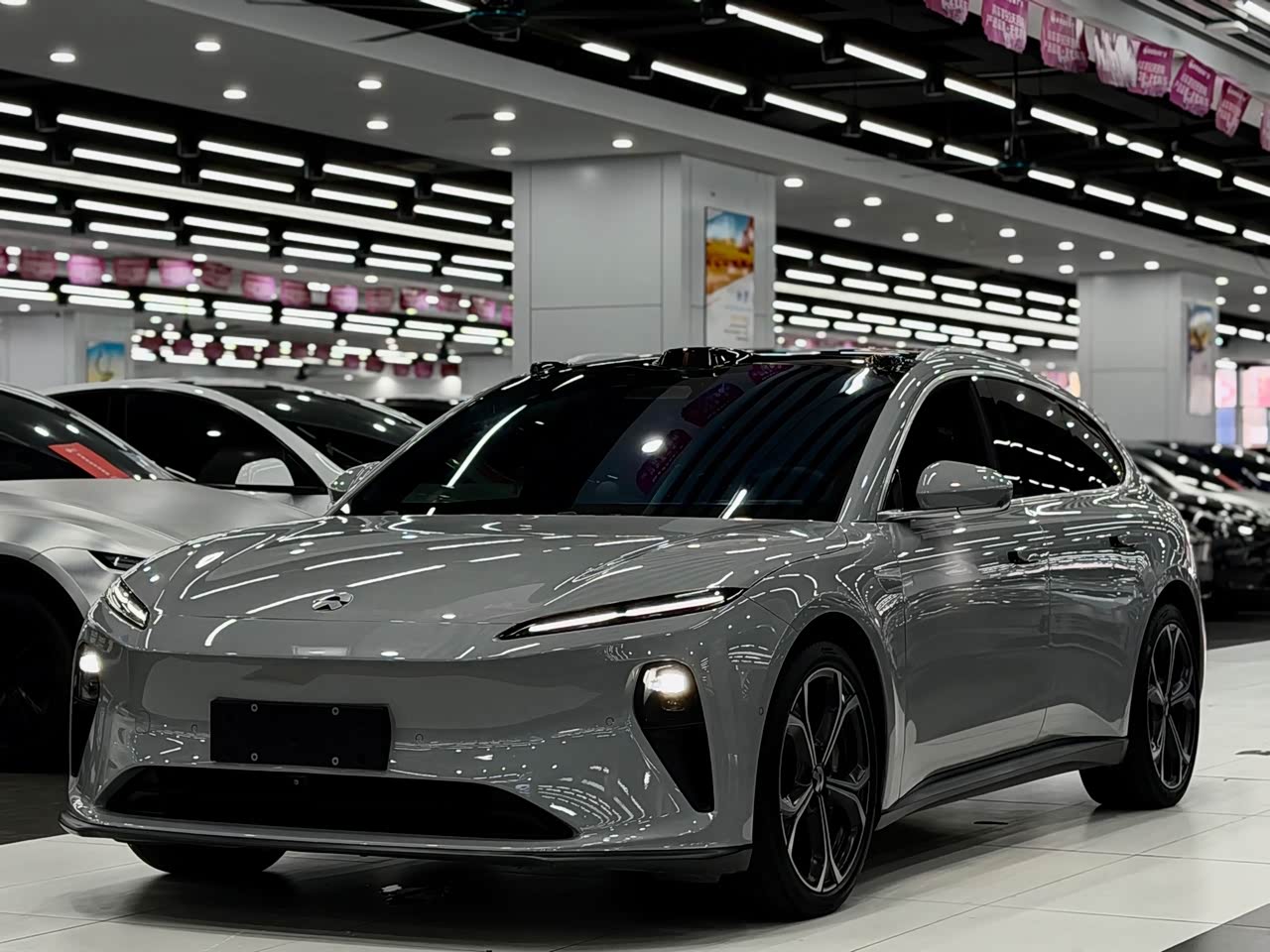 ET5T 2024 75kWh Touring