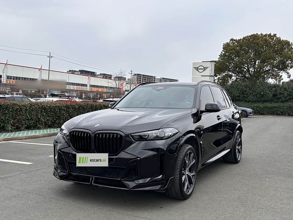 BMWX5 2025 xDrive 30Li Exclusive M M Sport Night Package