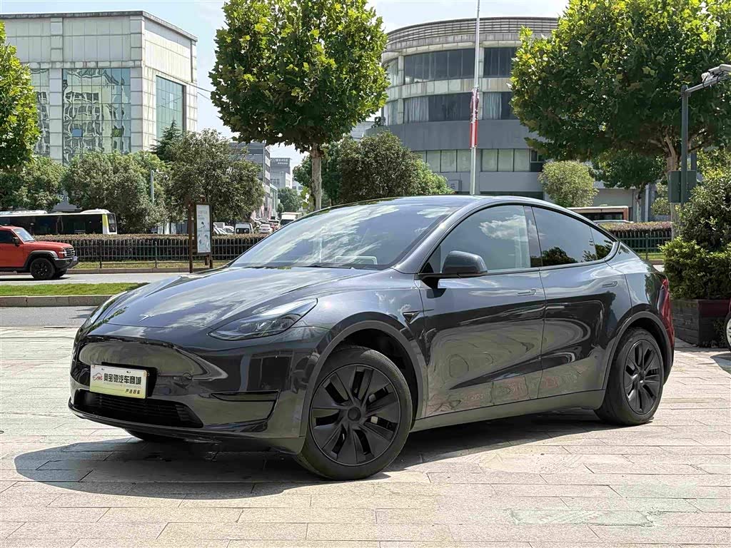 Model Y 2024 RWD