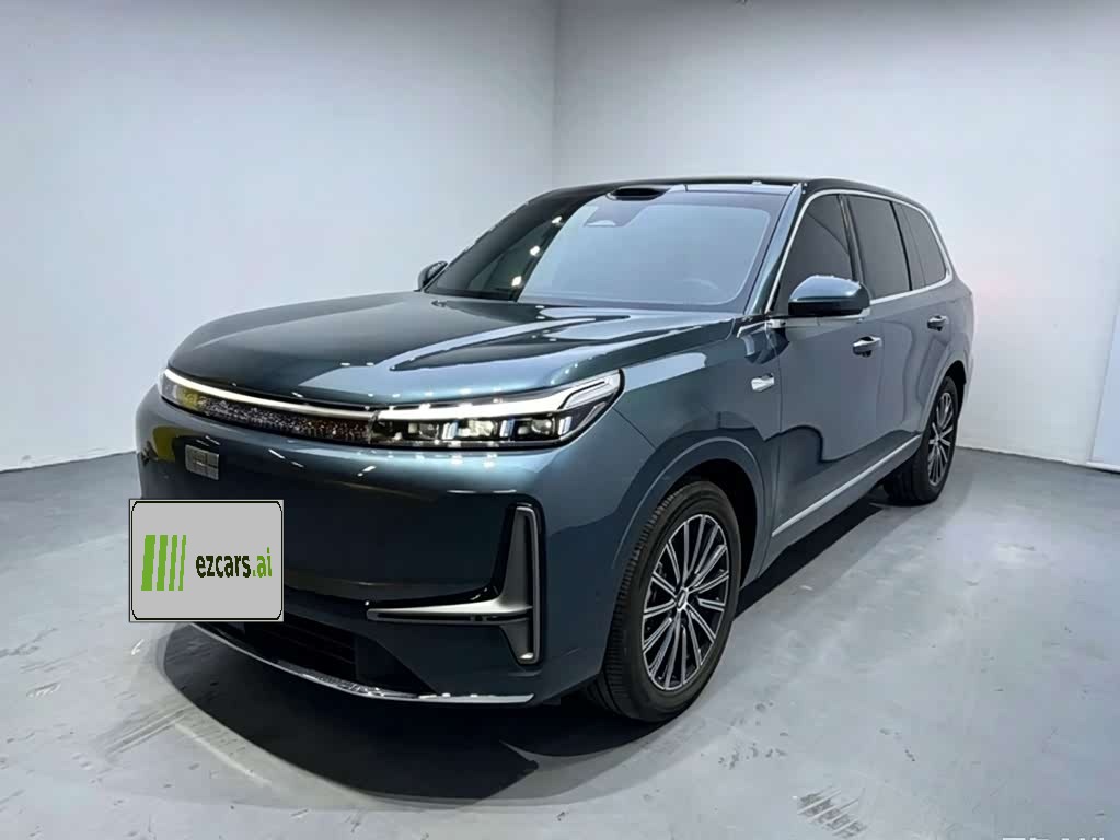 M9 2025 230km RWD Explorer