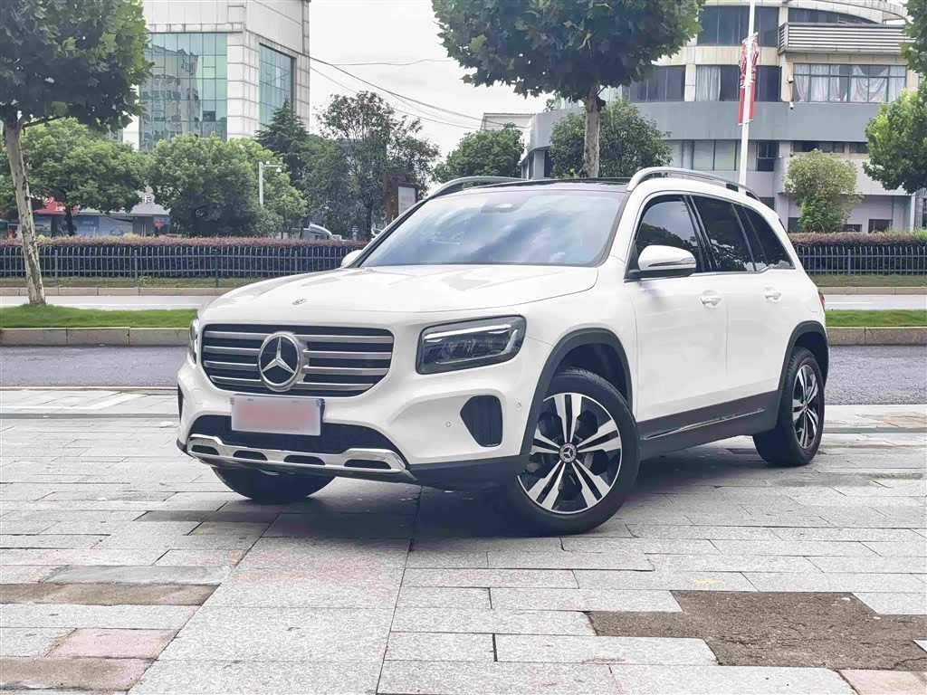 Mercedes-BenzGLB 2024 GLB 200 Dynamic