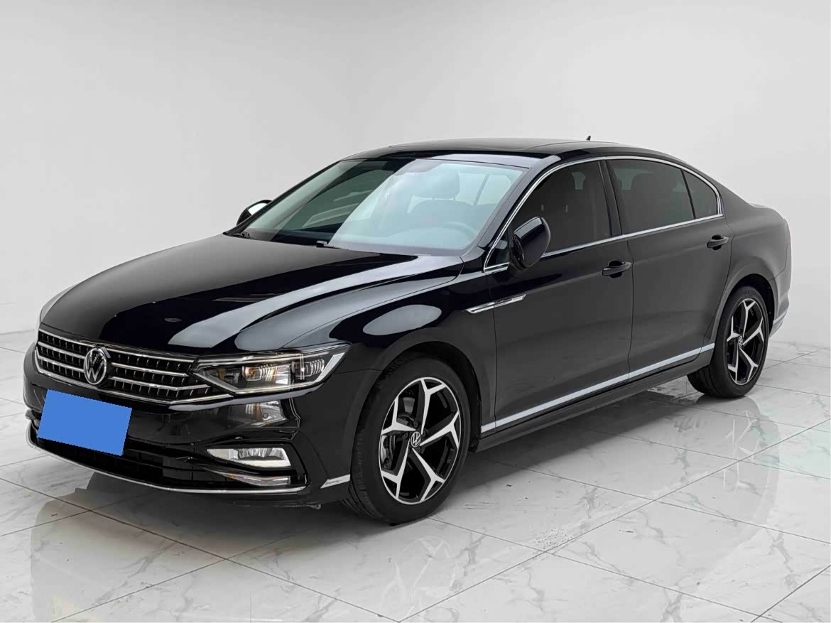 Magotan 2023 200 Anniversary Edition 330TSI DSG Leading