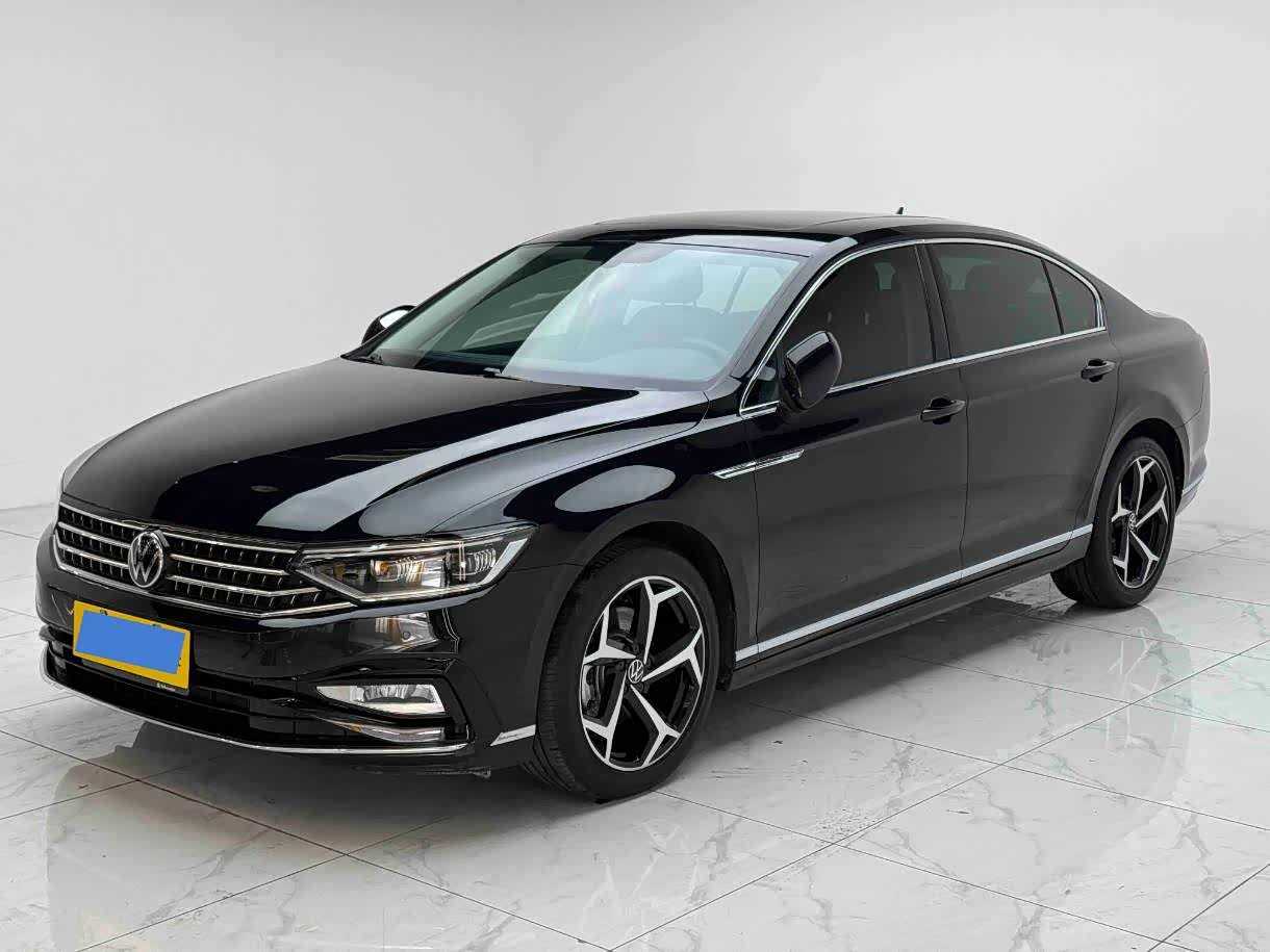 Magotan 2023 200 Anniversary Edition 330TSI DSG Leading