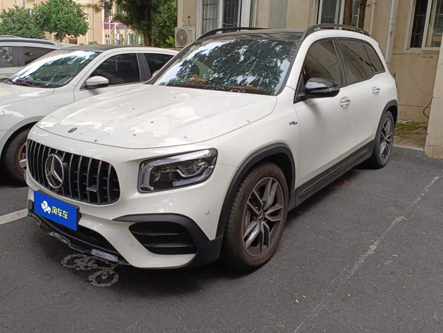 Mercedes-BenzGLB AMG 2022 AMG GLB 35 4MATIC