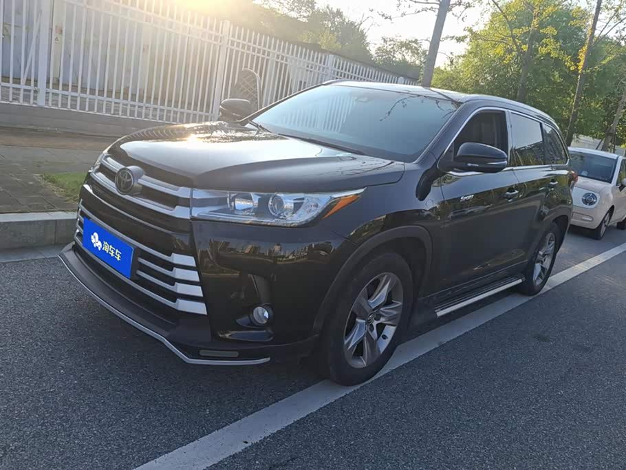 Highlander 2015 2.0T AWD Luxury 7-Seater