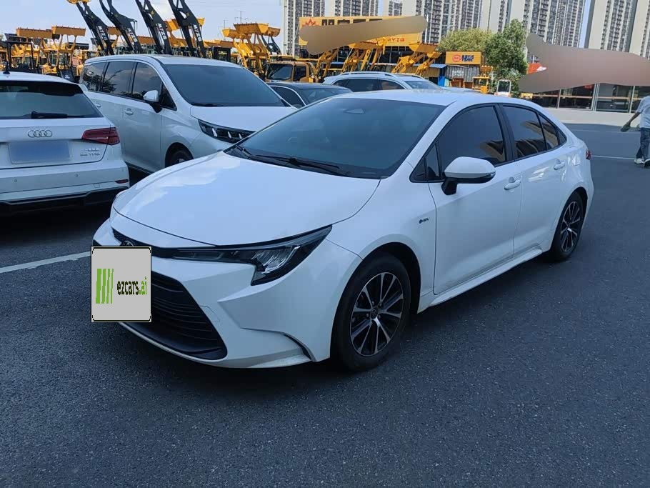 Levin 2024 Smart Hybrid 1.8L Leading