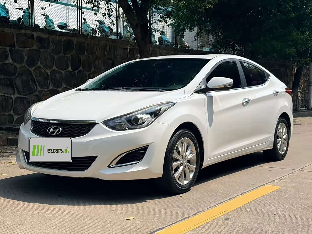 Elantra 2016 1.6L AT Premium