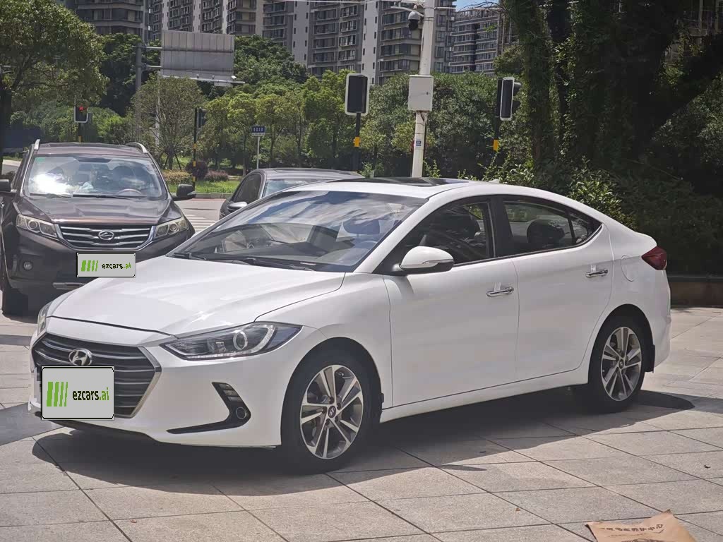 Elantra 2016 1.6L AT Smart Elite