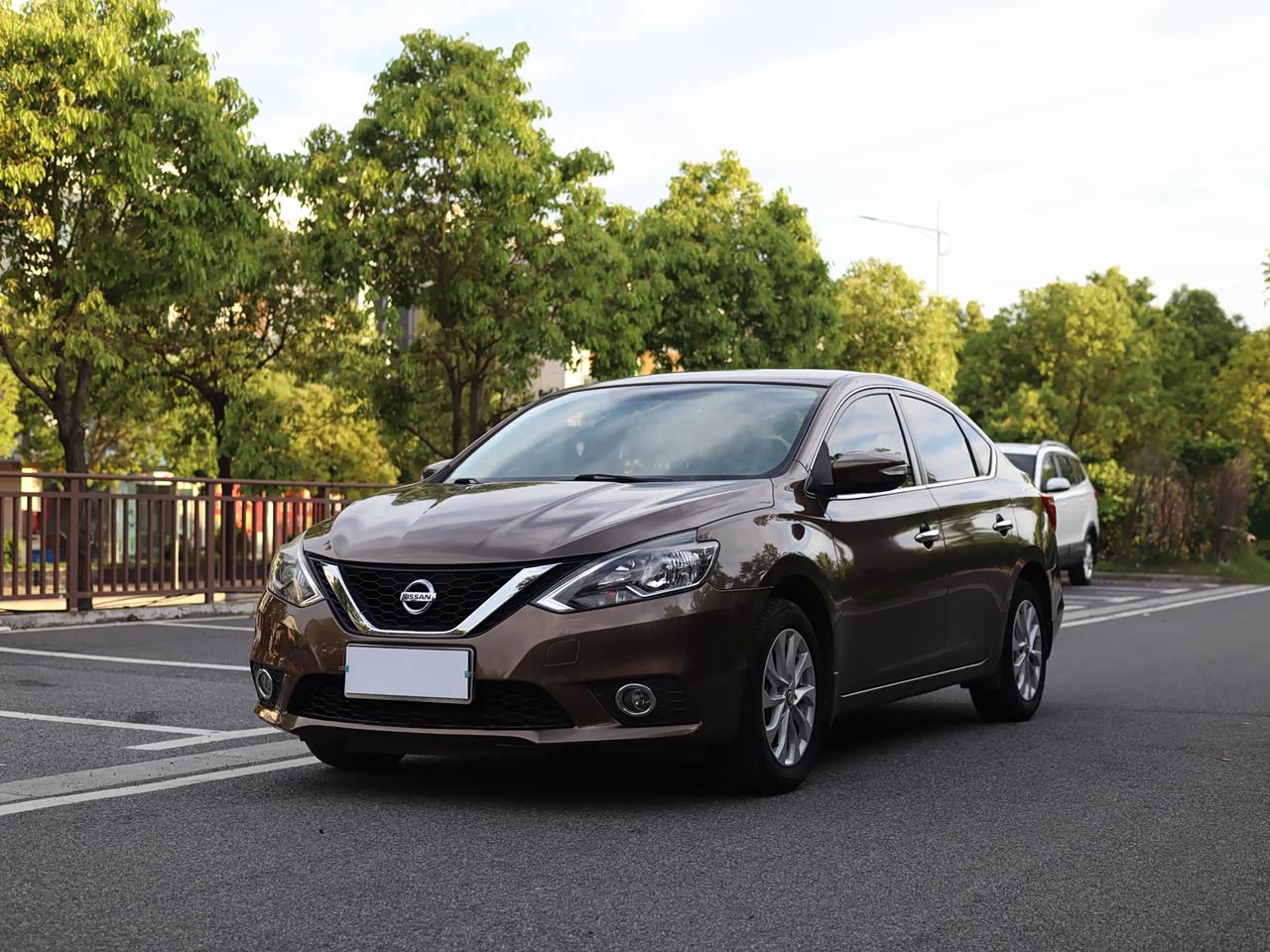 Sylphy 2016 1.6XL CVT Exclusive