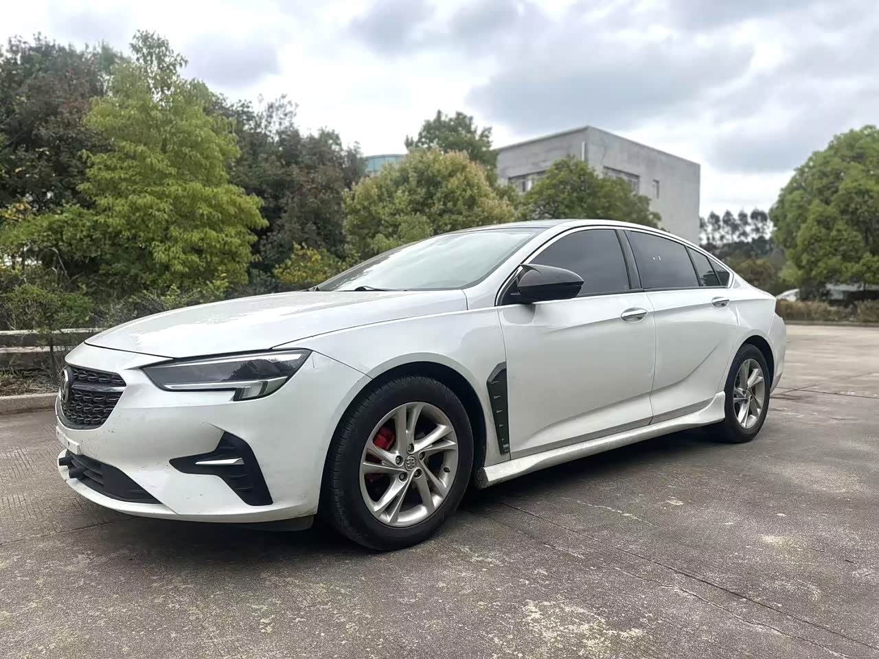 Regal 2020 552T Elite