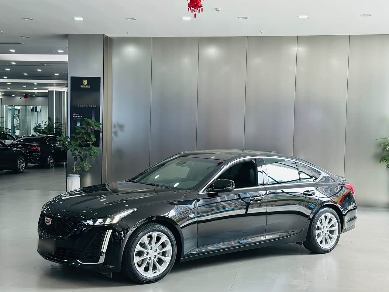 CT5 2021 28T Luxury